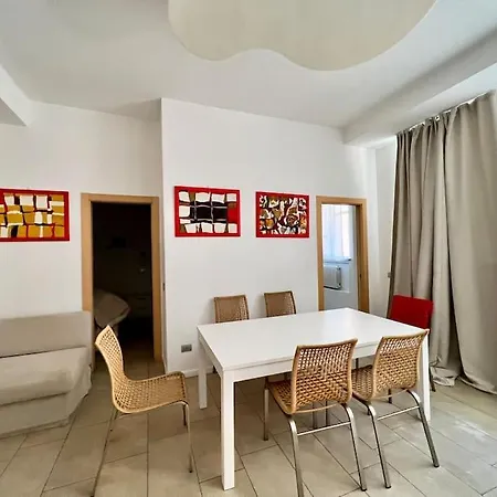 Zona Duomo E Navigli Apartment *